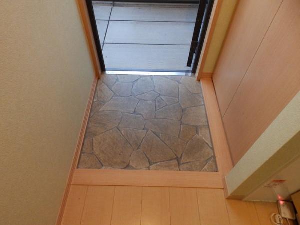 松江市西川津町のアパート