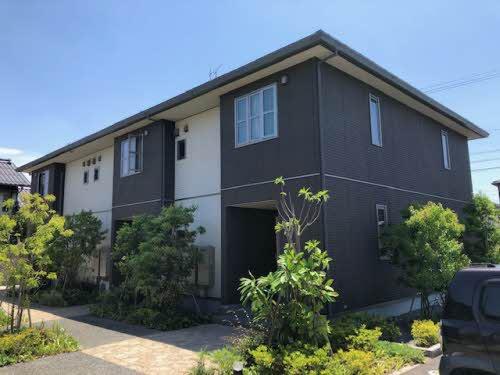 松江市東出雲町錦新町５丁目のアパート