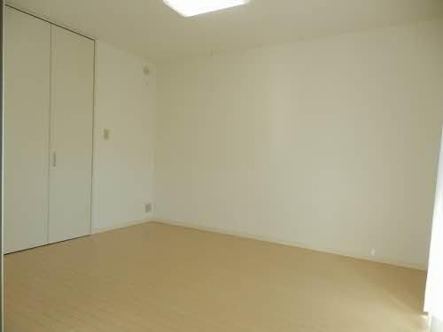 松江市上乃木３丁目のアパート