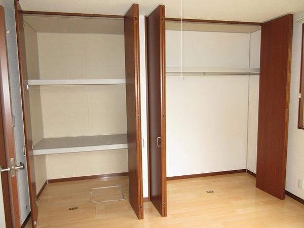 松江市八雲台１丁目のアパート