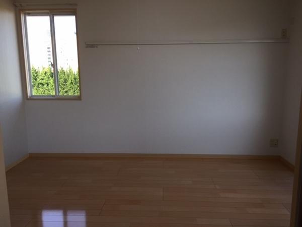 松江市乃木福富町のアパート