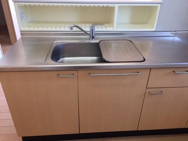 松江市乃木福富町のアパート