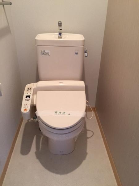 松江市乃木福富町のアパート