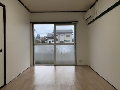 松江市学園２丁目のアパート