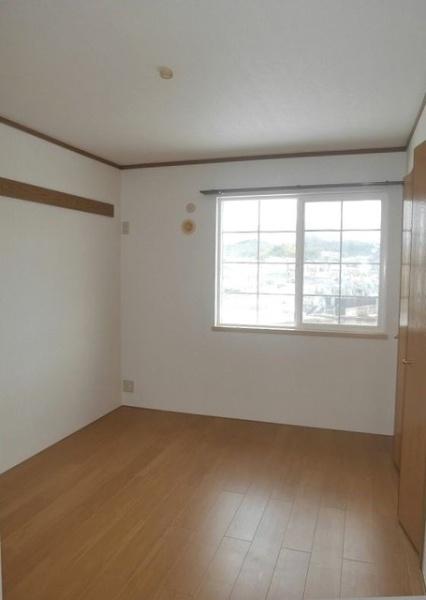 松江市西川津町のアパート