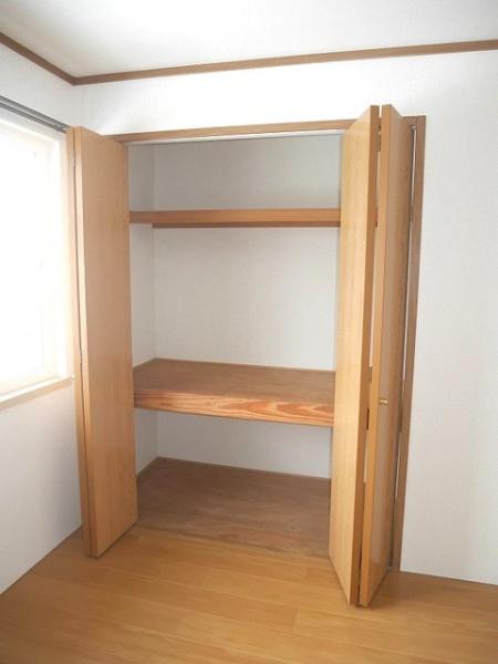 松江市西川津町のアパート