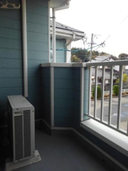 松江市西川津町のアパート