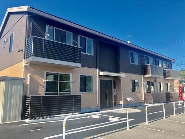 松江市西津田4丁目のアパート