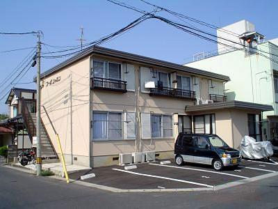 松江市北田町のアパート