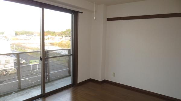 松江市学園２丁目のマンション