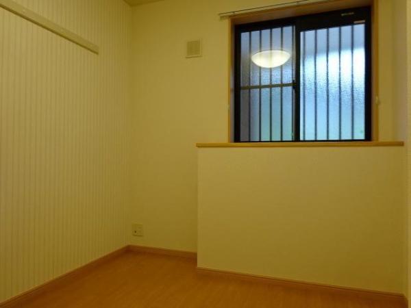 松江市矢田町のアパート
