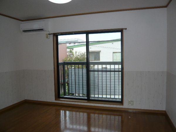 松江市東朝日町のアパート