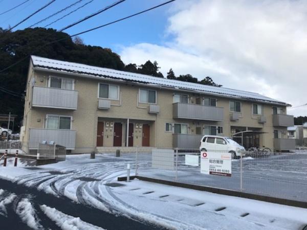 松江市比津町のアパート