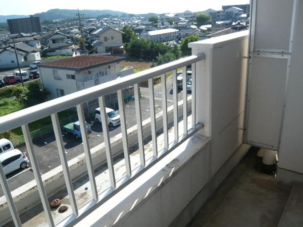 東ビル