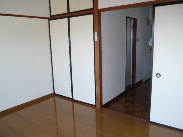 東ビル