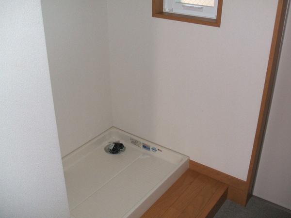 松江市西川津町のアパート