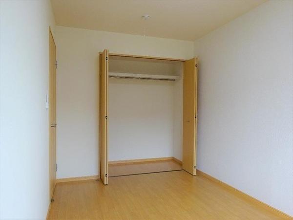 松江市東津田町のアパート