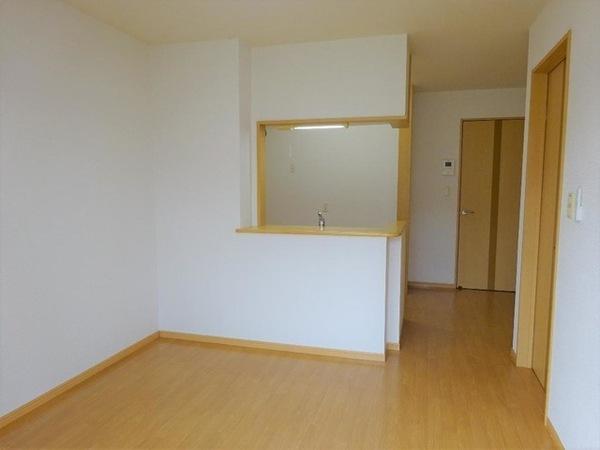 松江市東津田町のアパート