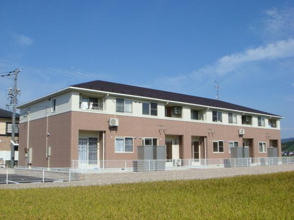 松江市東津田町のアパート