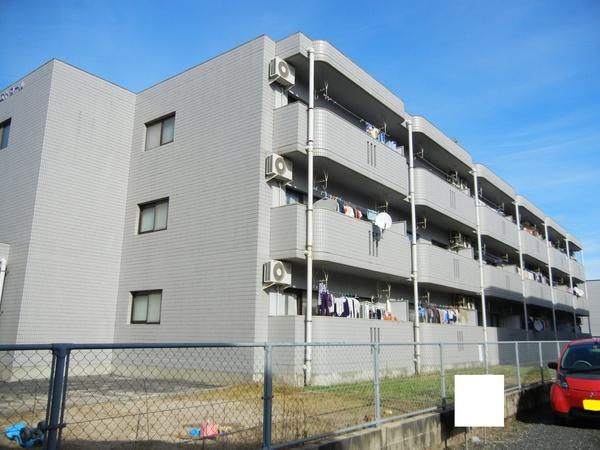 松江市西川津町のアパート