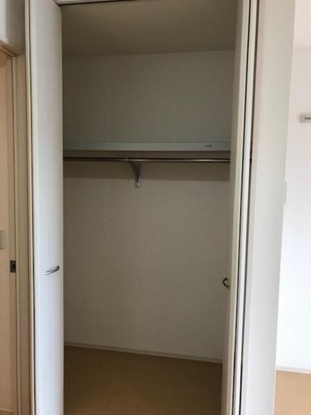 松江市浜乃木１丁目のアパート