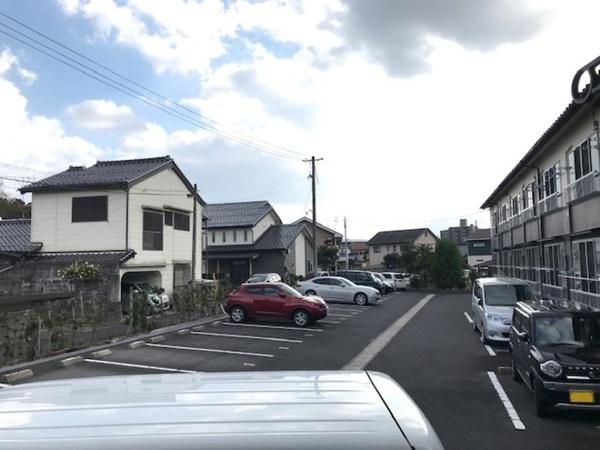 松江市浜乃木１丁目のアパート
