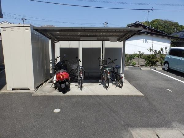 松江市浜乃木１丁目のアパート