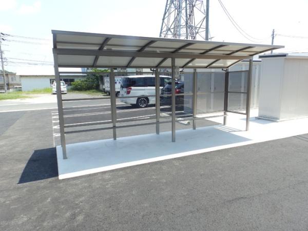 安来市黒井田町のアパート