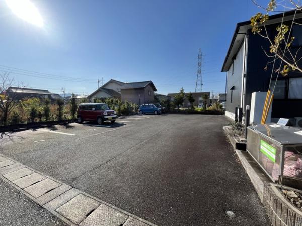 松江市東出雲町錦新町６丁目のアパート
