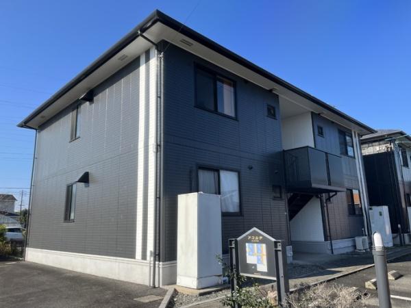 松江市東出雲町錦新町６丁目のアパート
