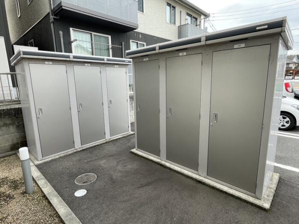 松江市黒田町のアパート