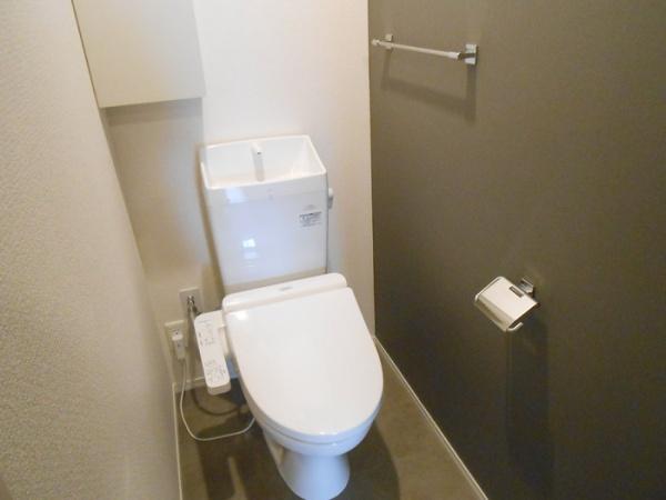 松江市東朝日町のアパート
