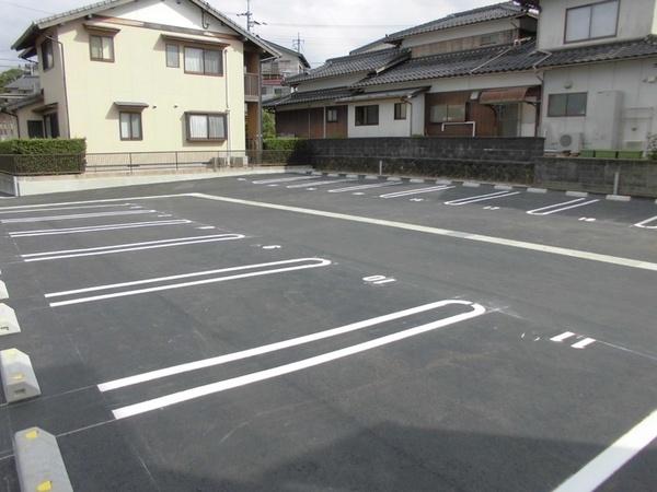 松江市浜乃木４丁目のアパート