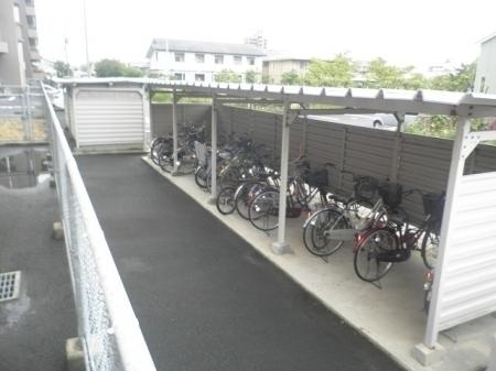 松江市西川津町のマンション