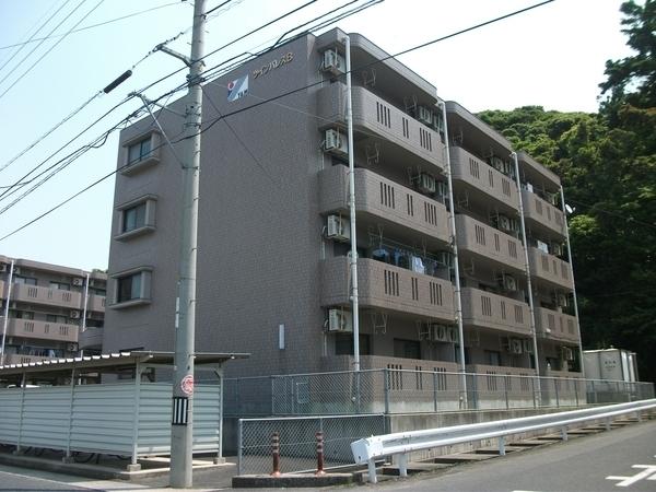 松江市西川津町のマンション