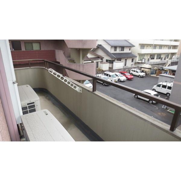 松江市浜乃木７丁目のマンション