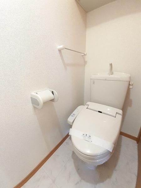 松江市下東川津町のアパート