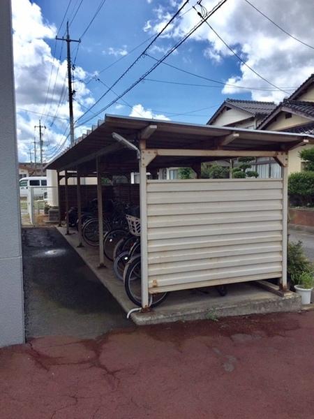 松江市浜乃木４丁目のマンション