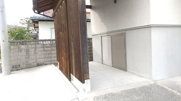 松江市浜乃木１丁目の貸家