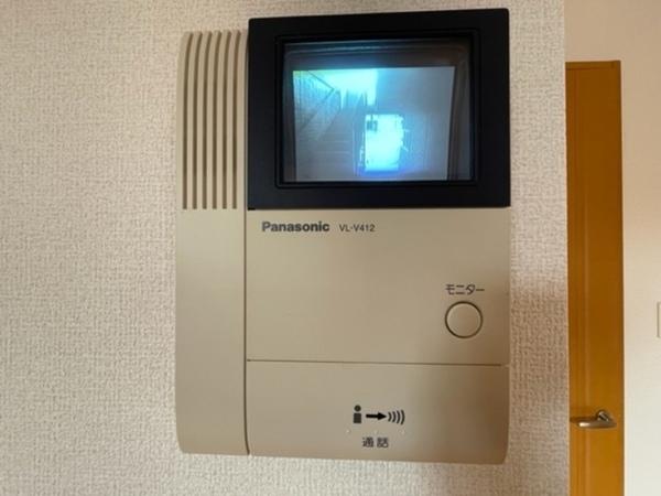 松江市東出雲町錦新町１丁目のアパート