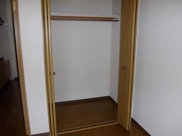 松江市西津田４丁目のマンション
