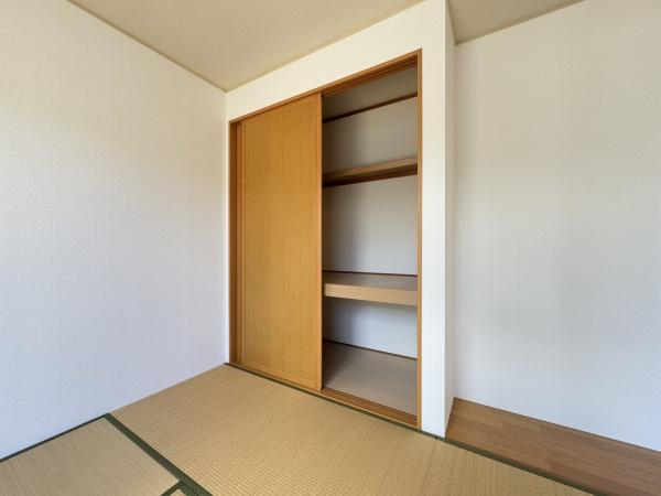 リヴィエールＢ