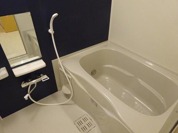 松江市玉湯町湯町のアパート