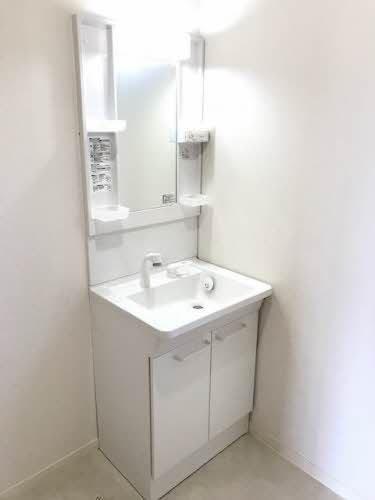 松江市乃木福富町のアパート
