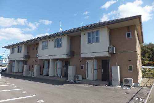 松江市下東川津町のアパート