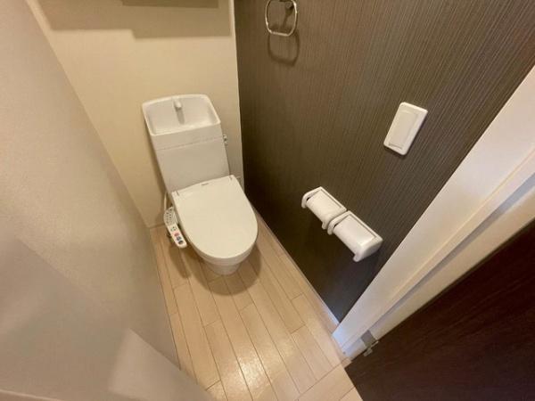 松江市玉湯町湯町のアパート