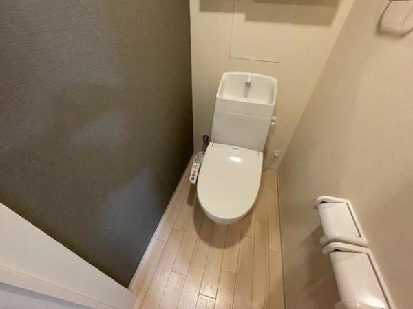 松江市玉湯町湯町のアパート