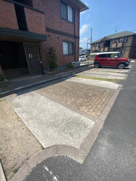 松江市東出雲町錦新町１丁目のアパート