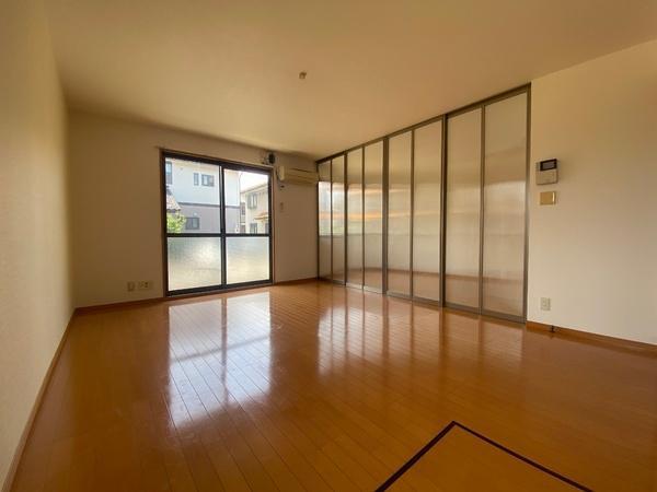 松江市東出雲町錦新町１丁目のアパート