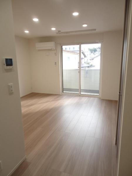 松江市西津田３丁目のアパート